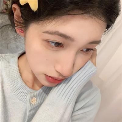 蔷花，红莲